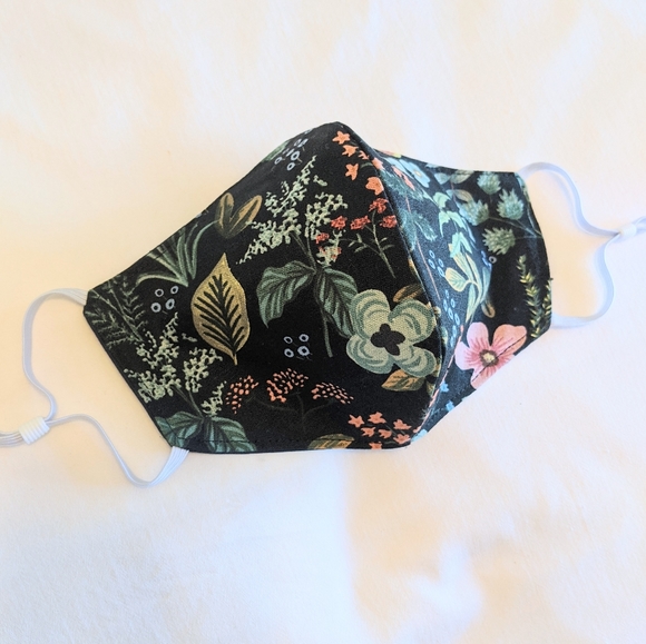 🚫SOLD🚫*NEW* Rifle Paper Co handmade face mask - Picture 4 of 7